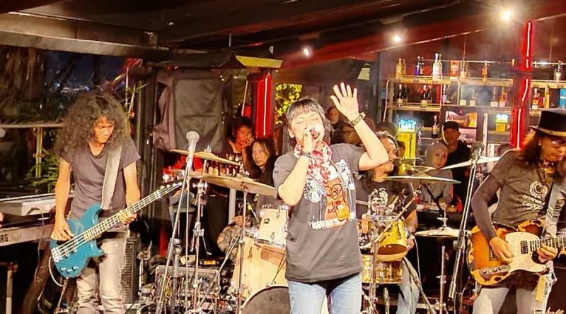 Dentuman Rock Klasik Rockafellas dan Rockjam Guncang Jakarta
