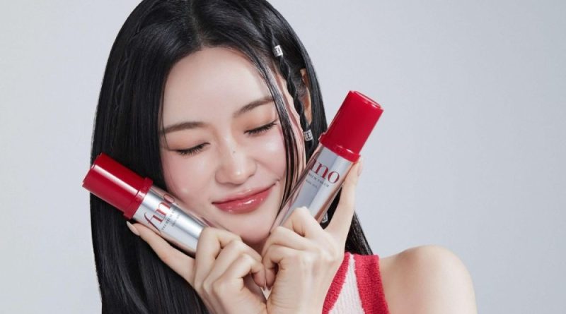 Fino Bawa Teknologi Rambut Halus yang Bisa Disisir dengan Jari