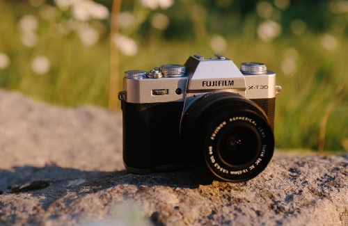 Trendsetter Kamera Rringkas dan Klasik Ini Jadi Gadget Wajib Kreator Muda