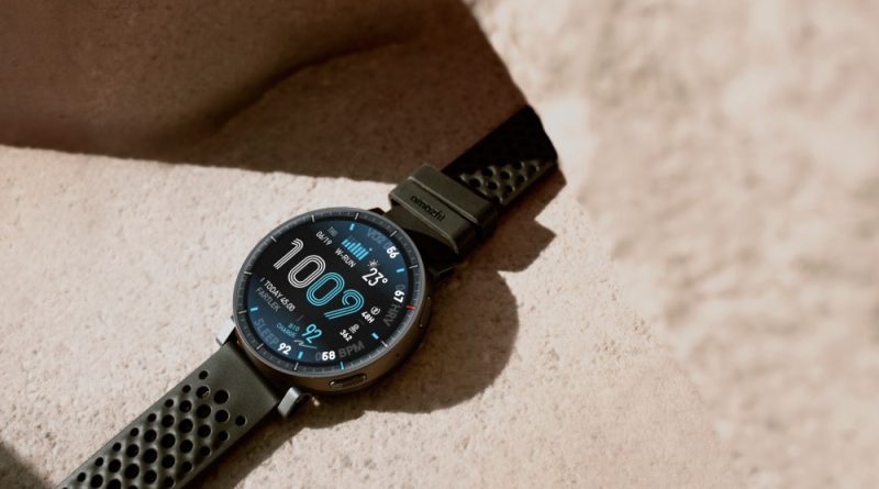 Smartwatch Ini Andalkan Layar Besar dan Ketahanan Baterai 25 Hari