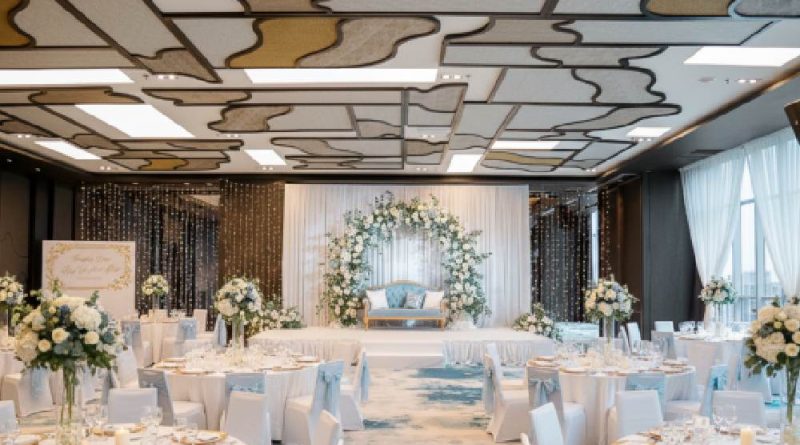 Tunangan di Langit Jakarta dengan Biaya Bersahabat