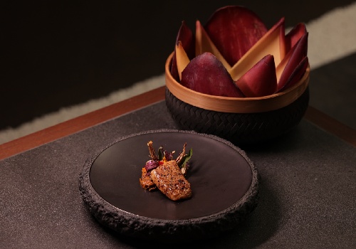Restoran Baru Ini Ubah Bahan Tradisional Jadi Hidangan Premium