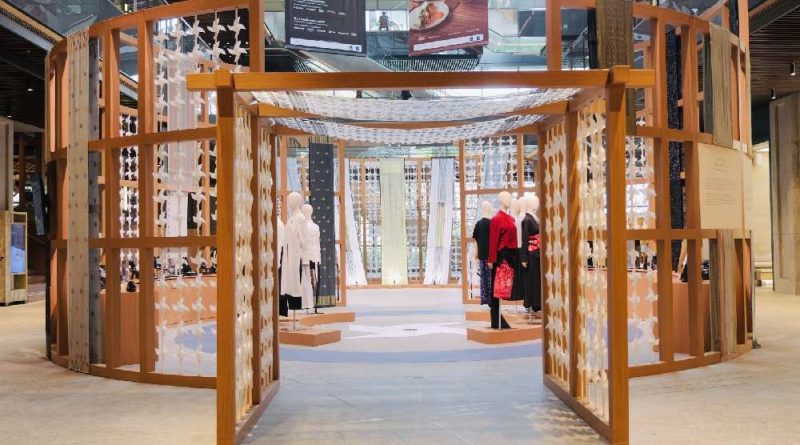 ASHTA Hadirkan Heritage Reimagined, Wastra Indonesia Tampil Modern